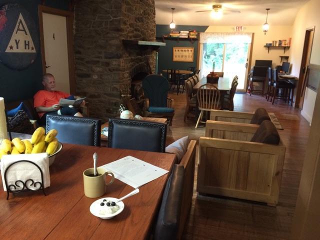 Hi-Harpers Ferry Hostel & Campground Knoxville Extérieur photo